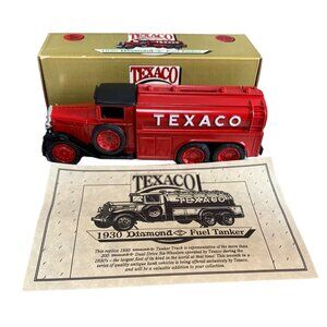 Texaco 1930 Diamond Fuel Tanker Bank Die-Cast Model Limited Edition